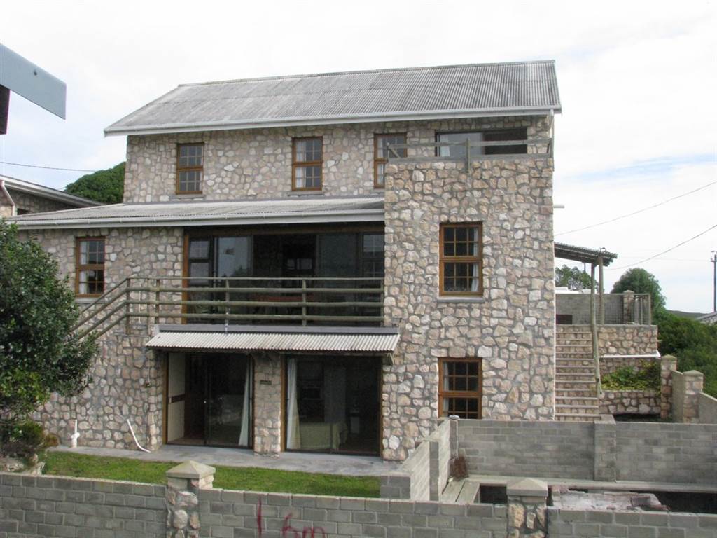 7 Bed House in Arniston photo number 15