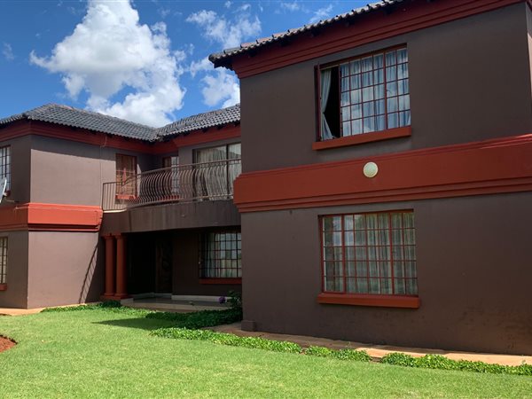 5 Bed House in Cultura Park