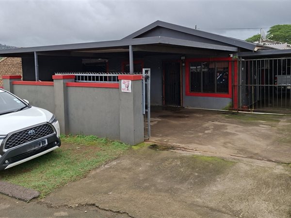 3 Bedroom House 3 Bedroom House