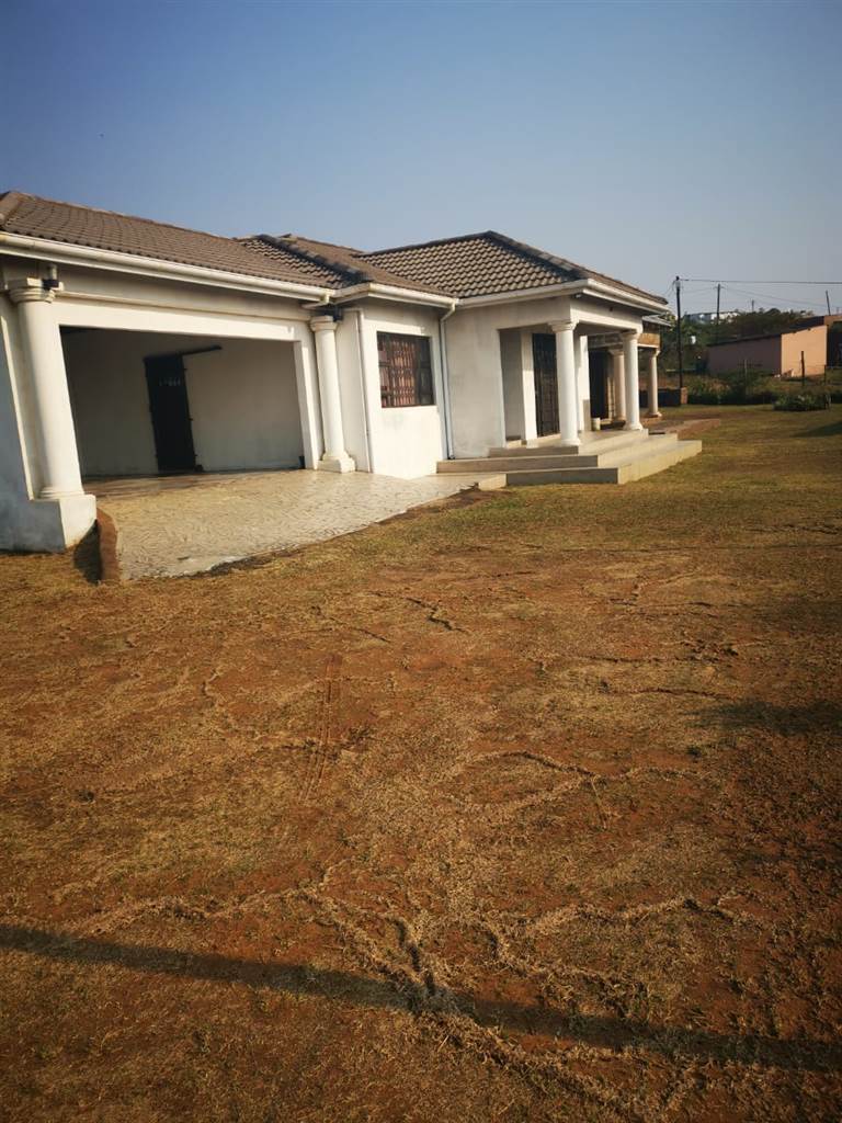 4 Bed House in Umgababa photo number 1