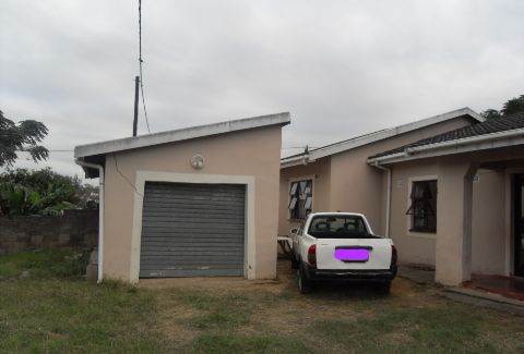 4 Bed House in Umlazi photo number 2