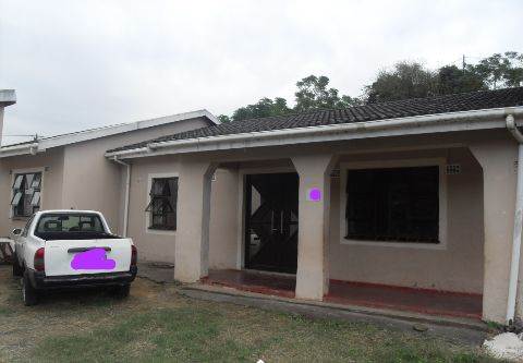 4 Bed House in Umlazi photo number 1