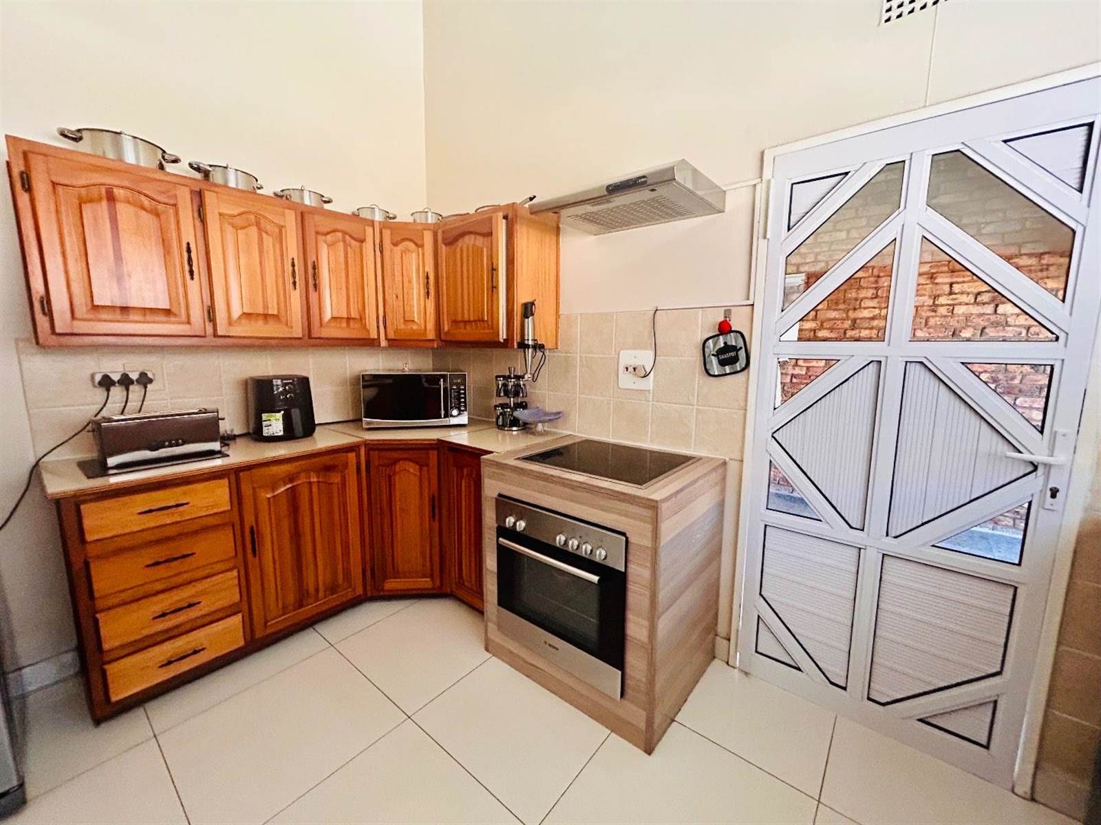 3 Bed Townhouse in Vryheid photo number 3