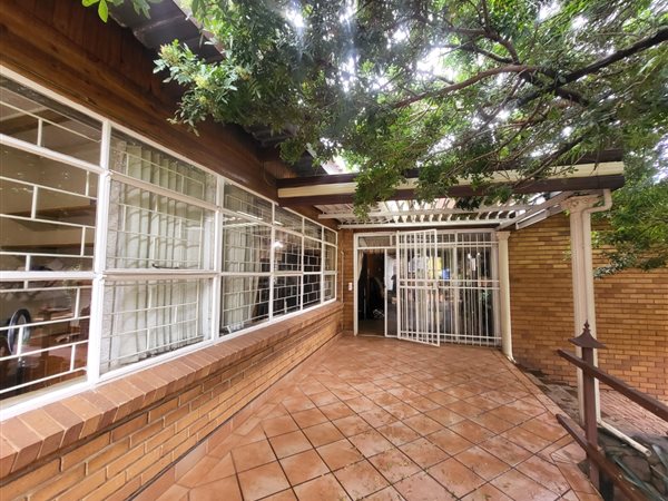 3 Bedroom House 3 Bedroom House