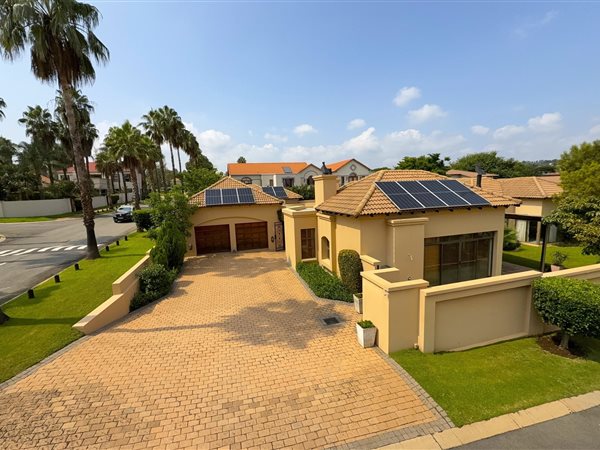 4 Bedroom House 4 Bedroom House