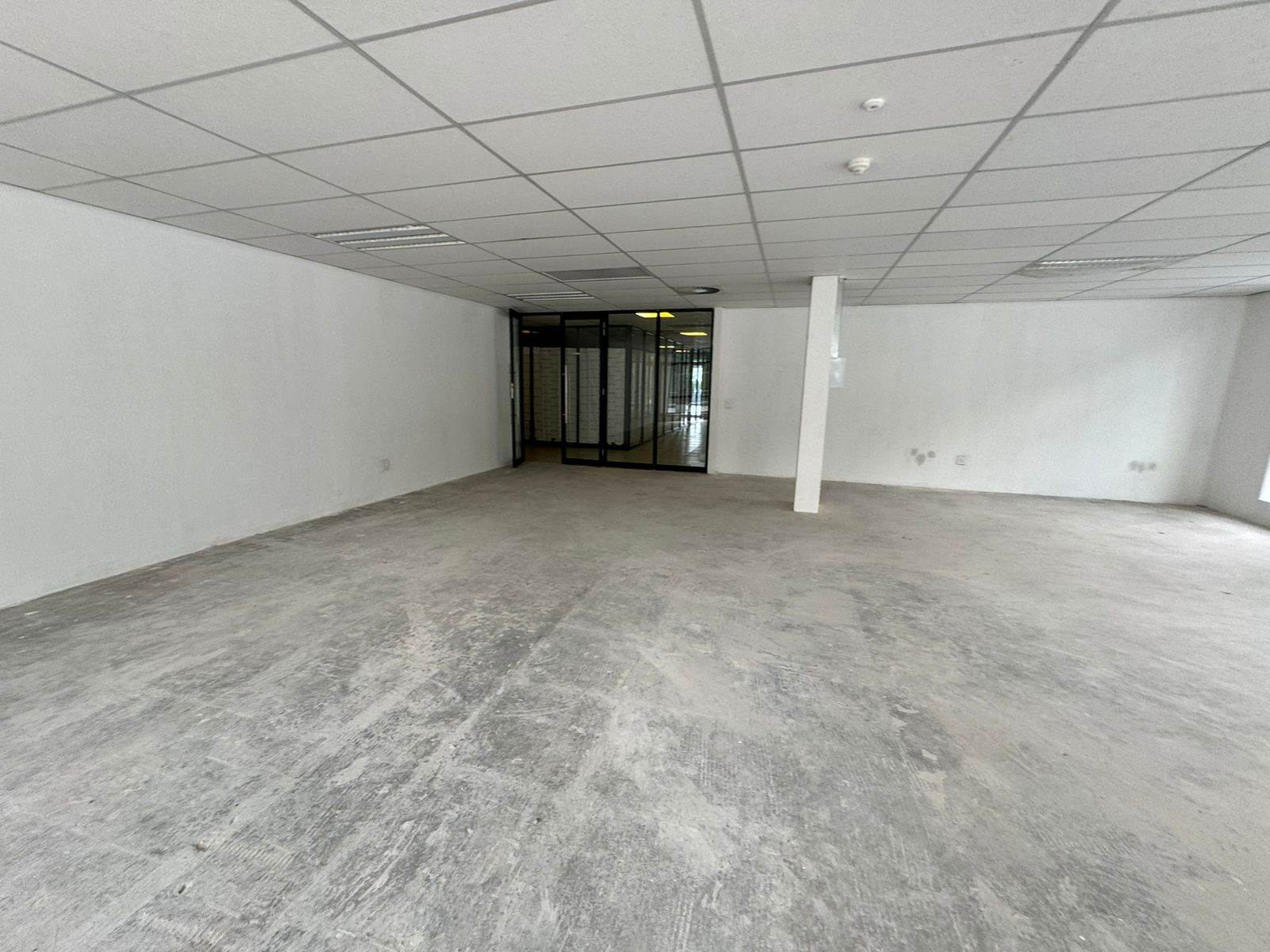 130  m² Commercial space in Morningside photo number 13