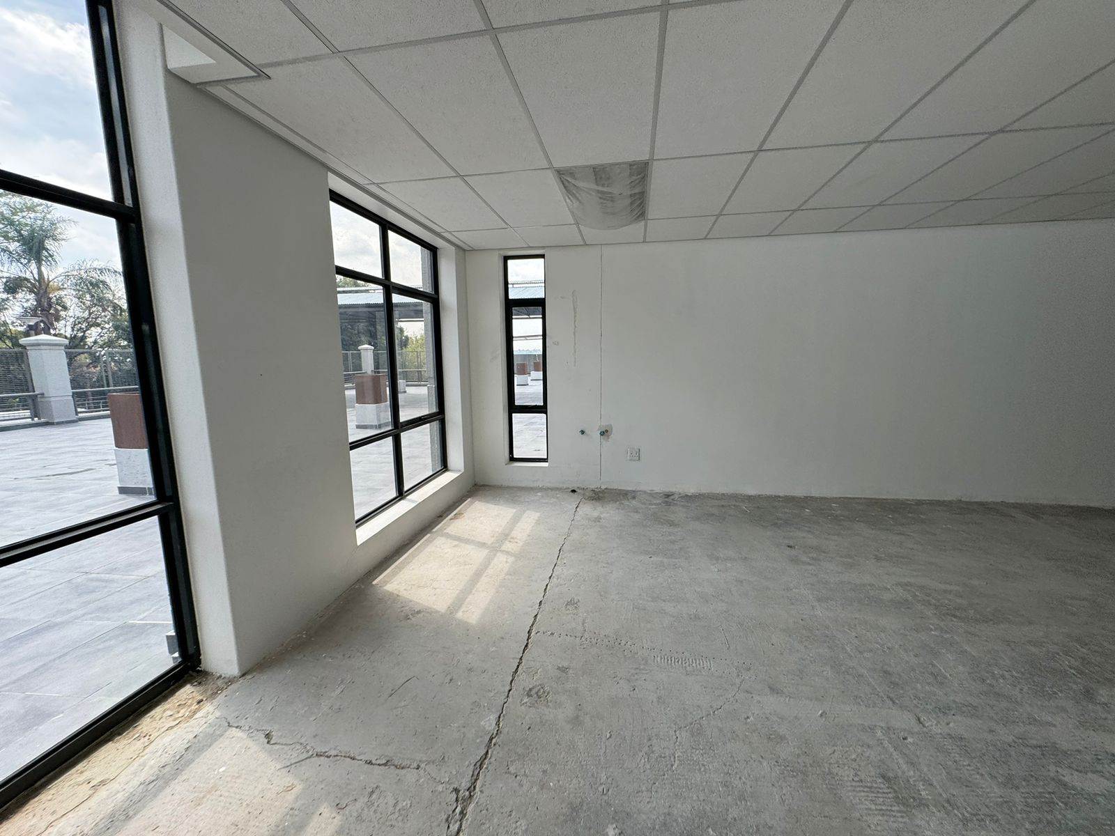 130  m² Commercial space in Morningside photo number 12