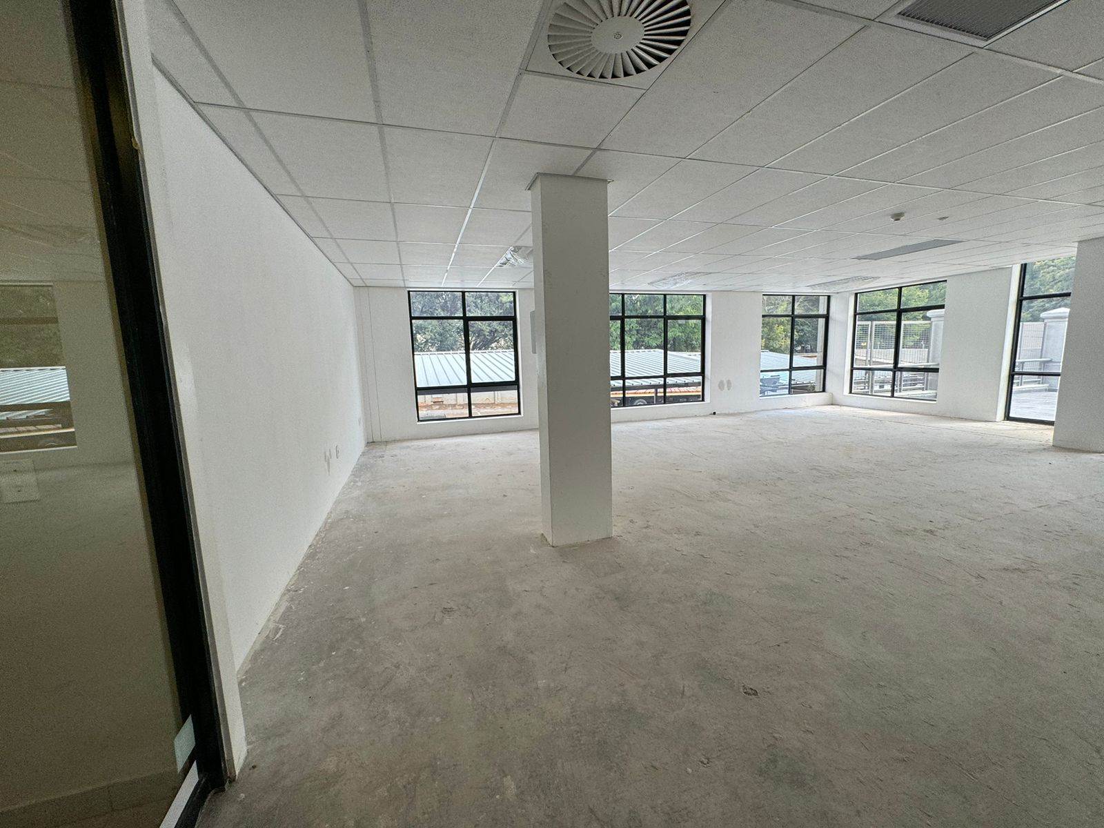 130  m² Commercial space in Morningside photo number 16