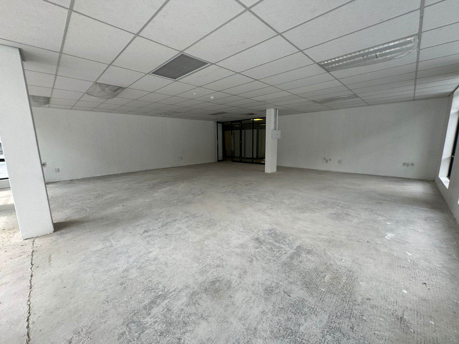 130  m² Commercial space in Morningside photo number 5