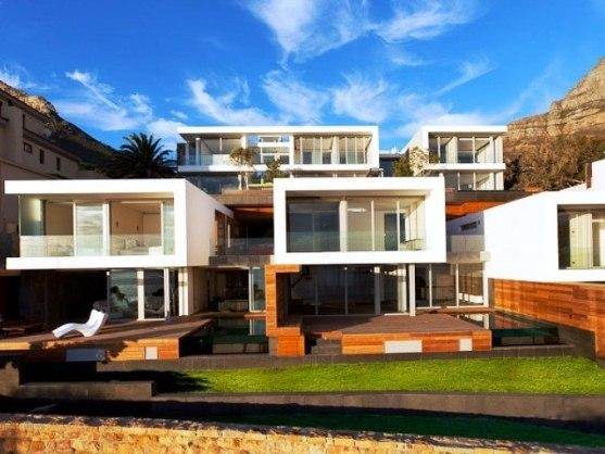 3 Bed Duplex in Camps Bay photo number 3