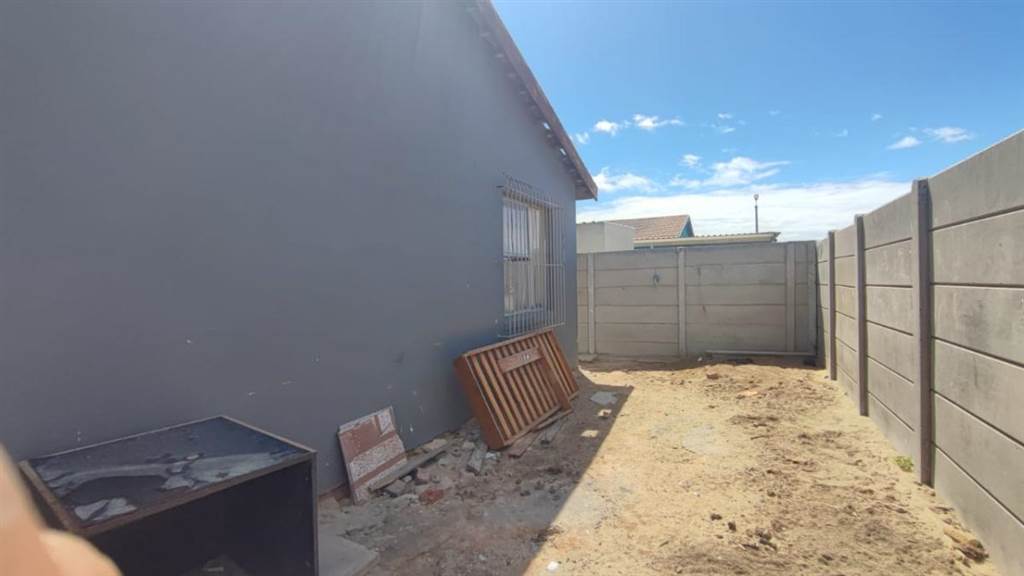 3 Bed House in Rocklands photo number 17