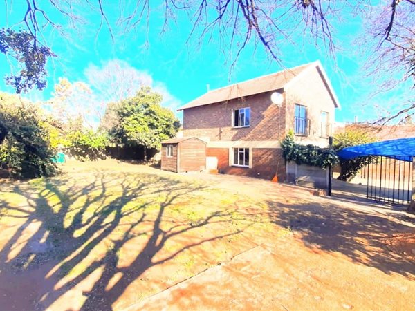 2 Bedroom House