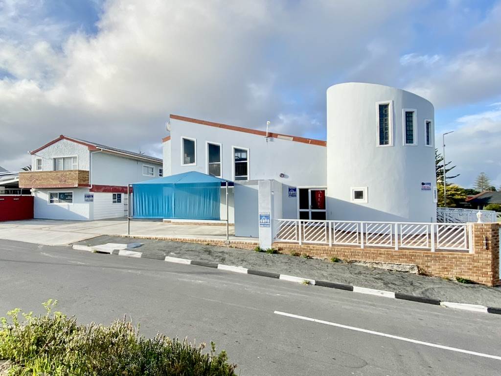 451  m² Commercial space in Gansbaai and surrounds photo number 2