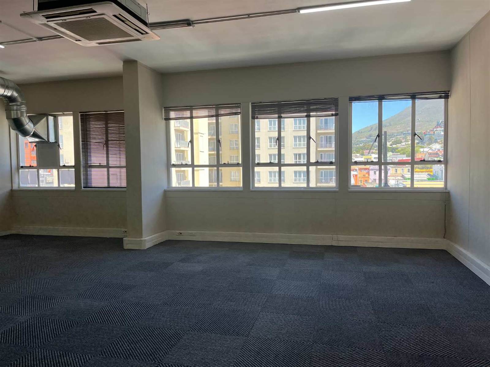 660  m² Office Space in Cape Town City Centre photo number 24