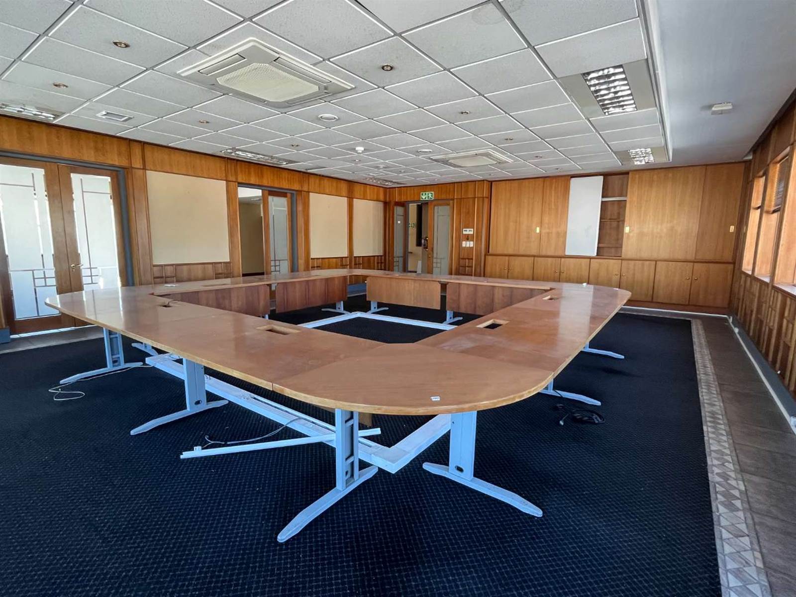 660  m² Office Space in Cape Town City Centre photo number 12