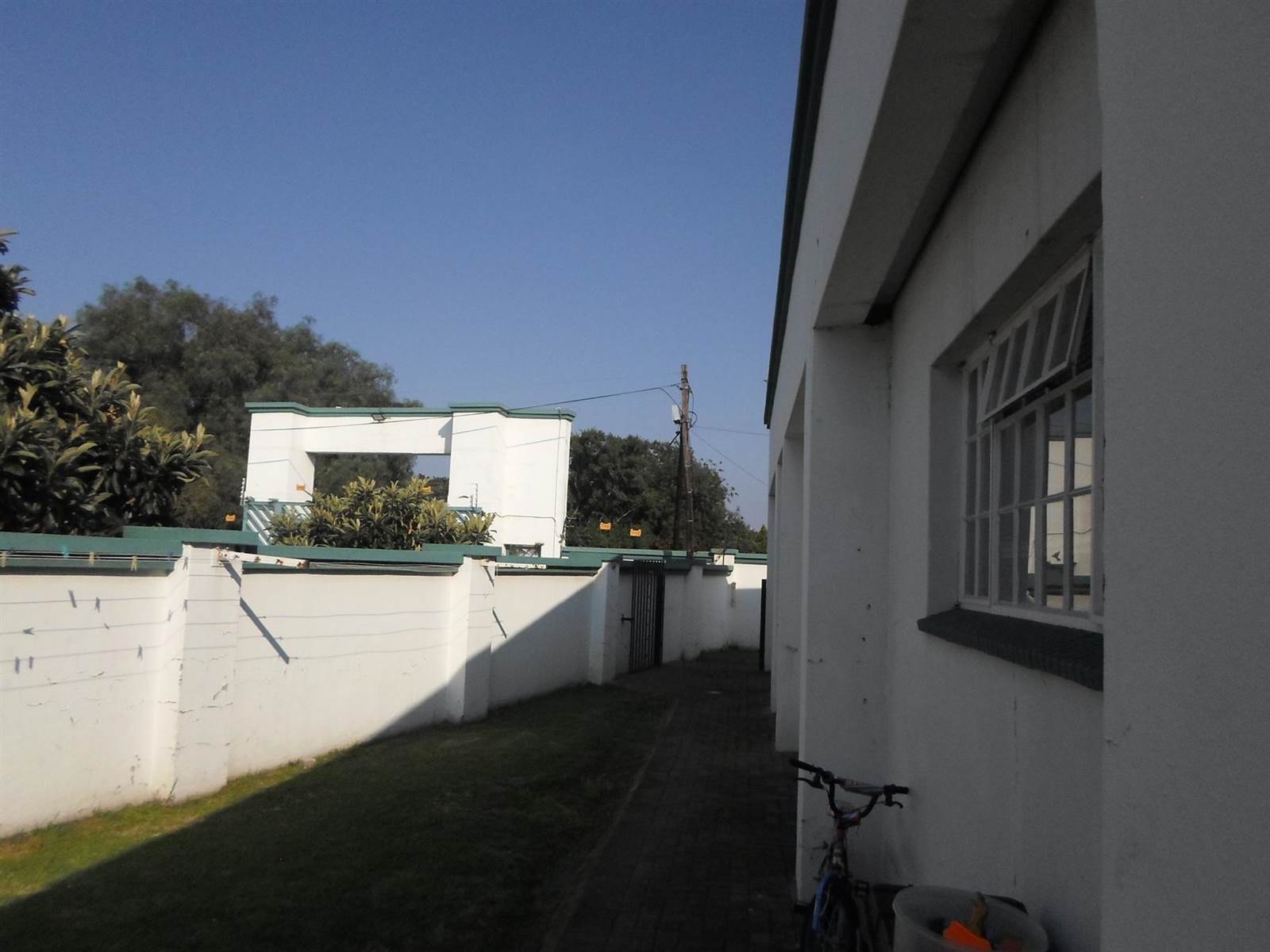 3 Bed Townhouse in Randfontein Central photo number 13