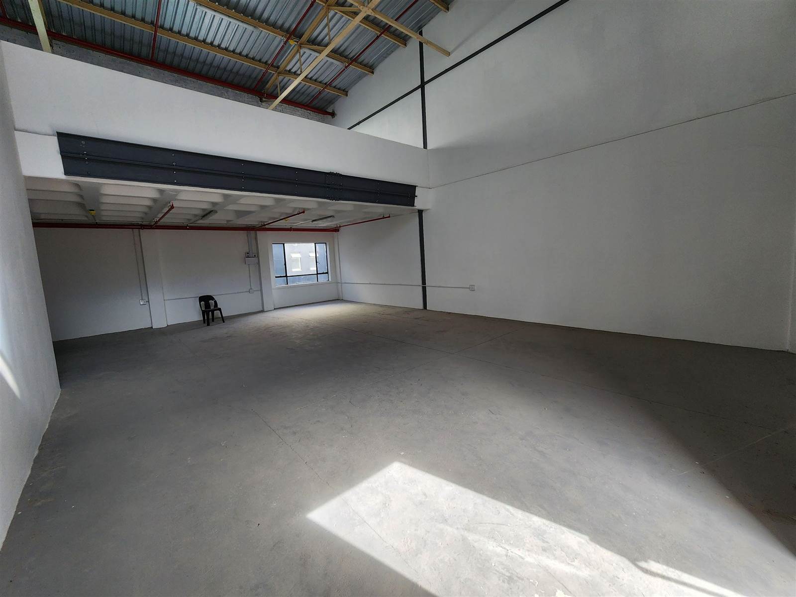 422  m² Industrial space in Kuilsriver photo number 2