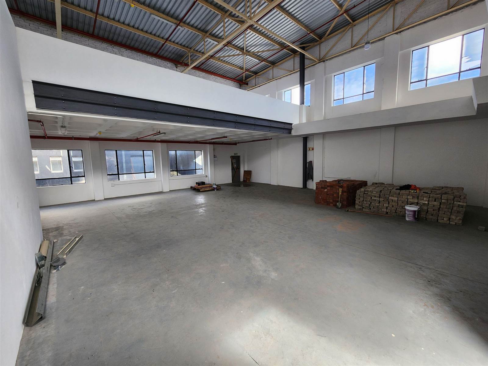 422  m² Industrial space in Kuilsriver photo number 3
