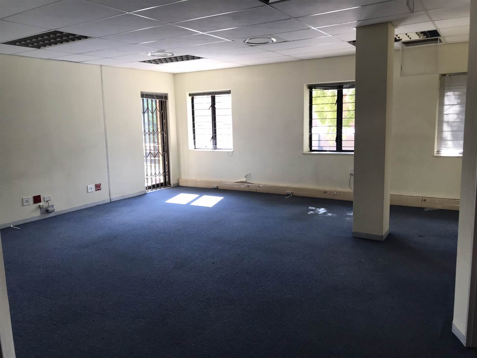 100  m² Commercial space in Fourways photo number 6