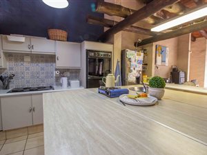 3 Bed House in Val de Grace