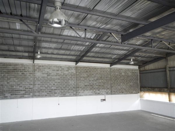 400  m² Industrial space