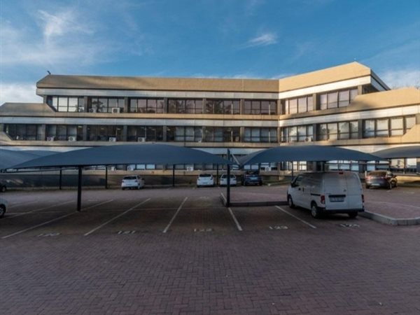 28  m² Commercial space