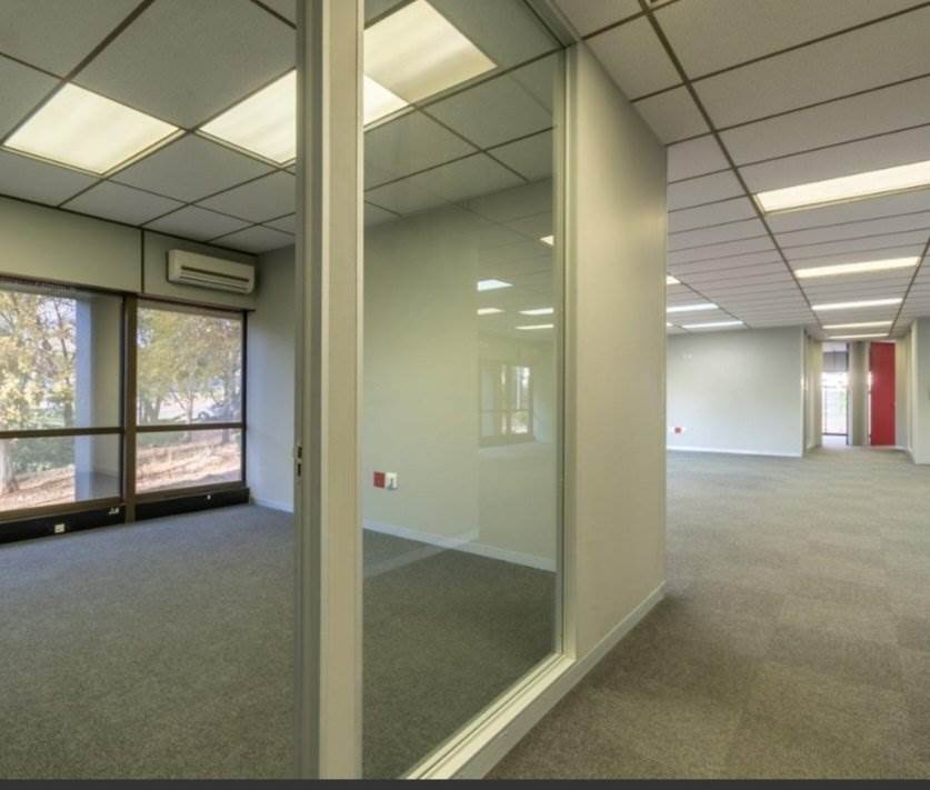 28  m² Commercial space in Bedfordview photo number 15