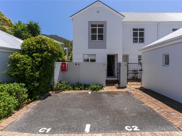 2 Bed Duplex in Hout Bay and surrounds