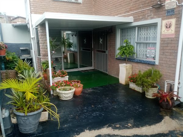 2 Bedroom Garden Cottage 2 Bedroom Garden Cottage