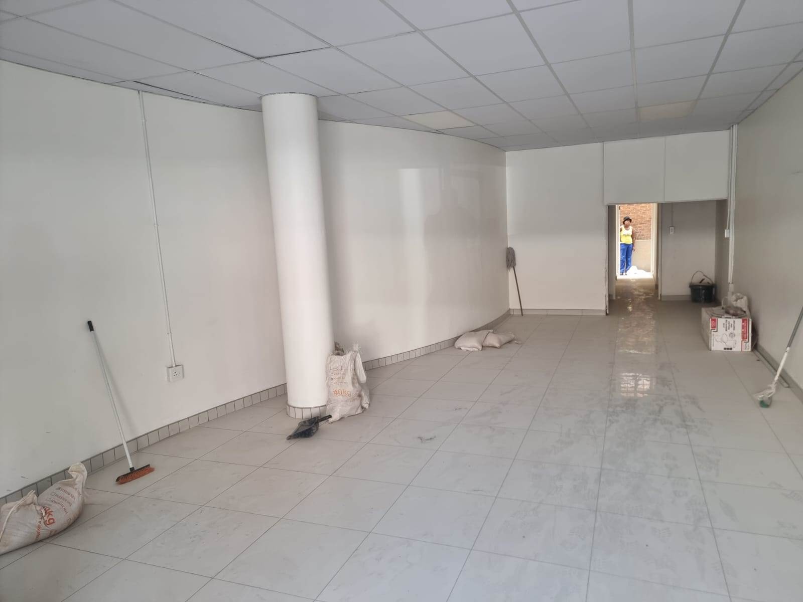 80  m² Commercial space in Benoni Central photo number 3