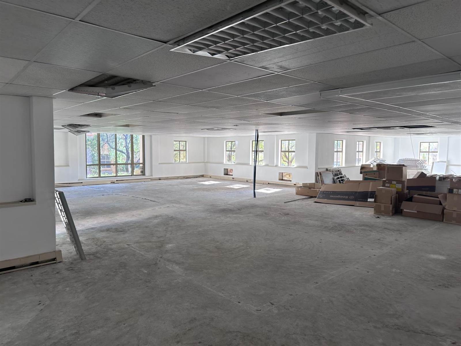 8000  m² Office Space in Faerie Glen photo number 16