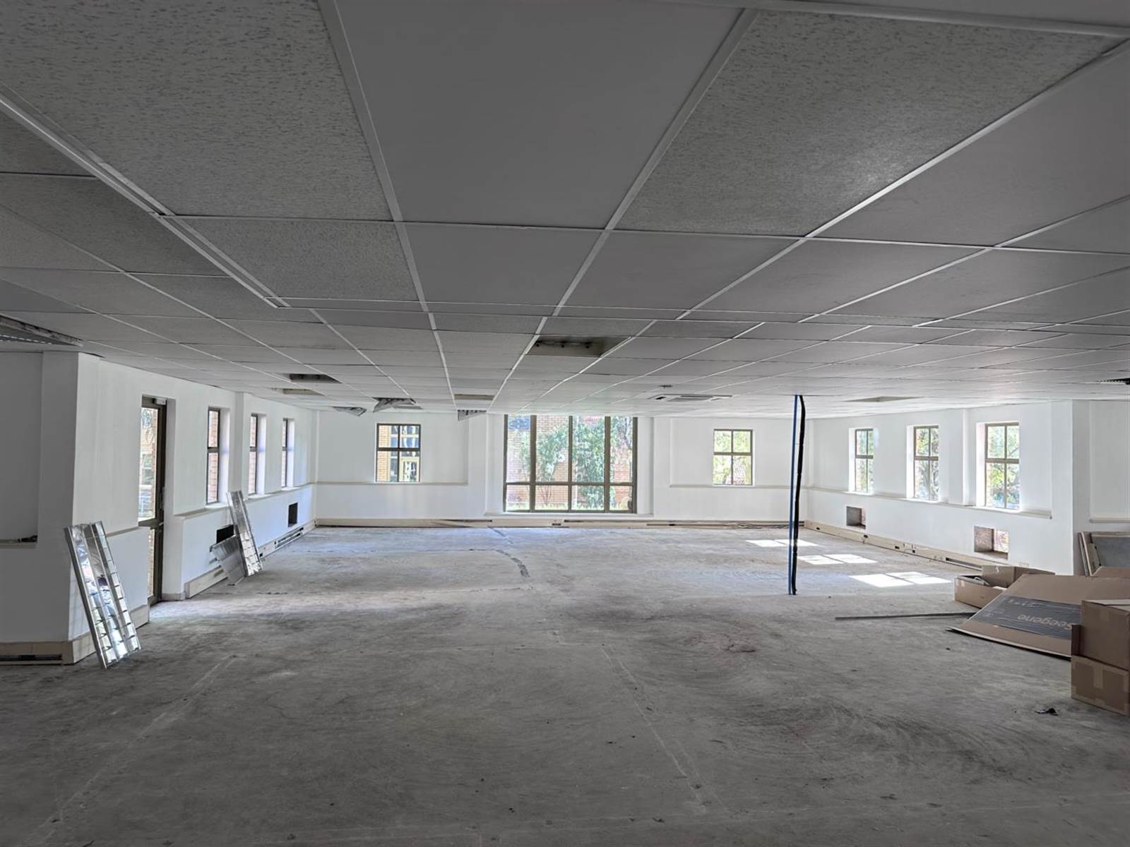 8000  m² Office Space in Faerie Glen photo number 12