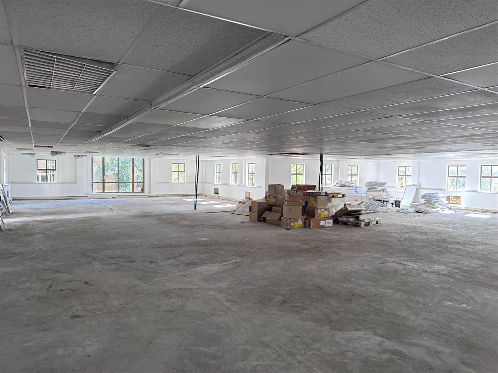 8000  m² Office Space in Faerie Glen photo number 15