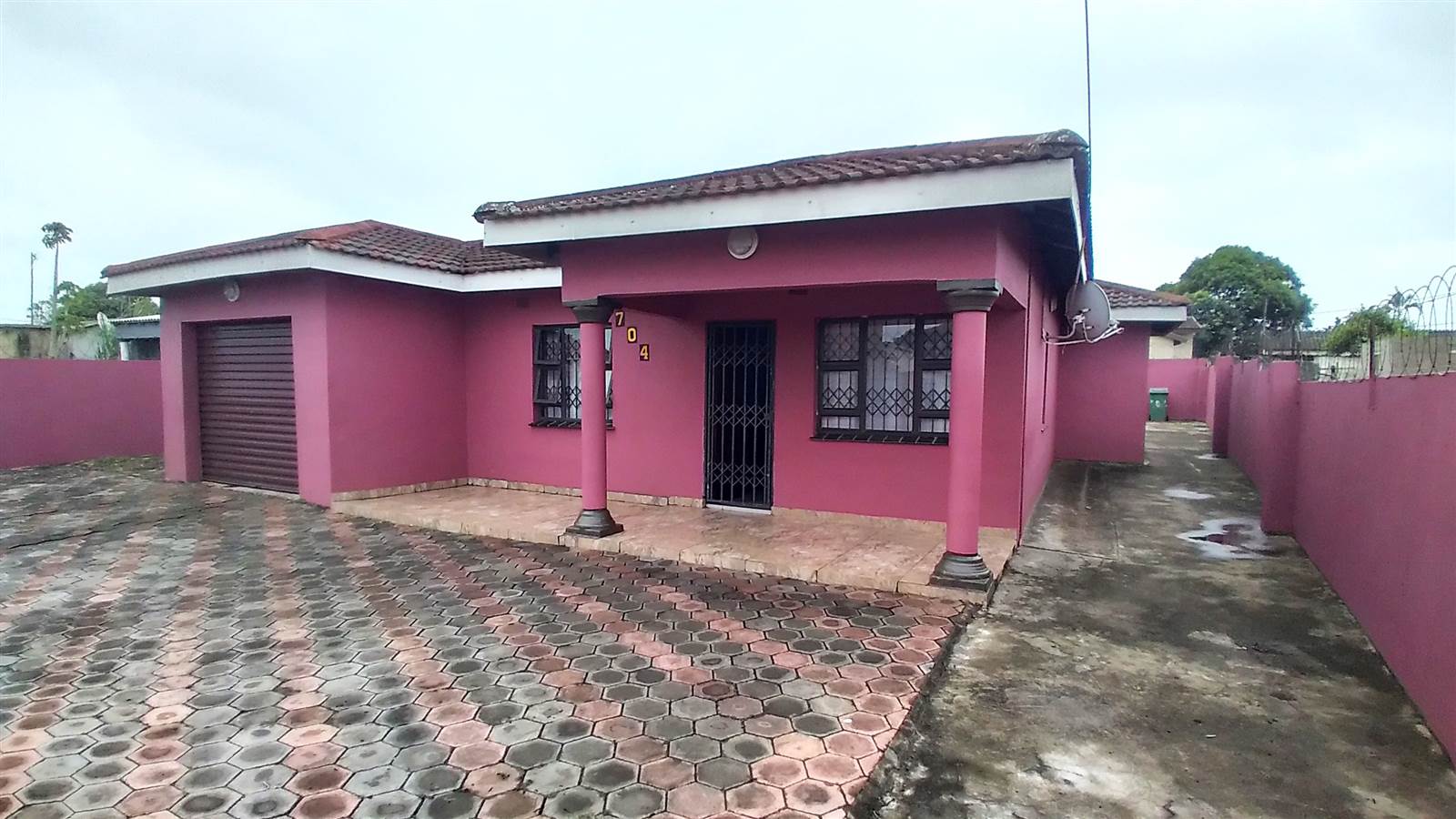 5 Bed House in Nseleni photo number 11