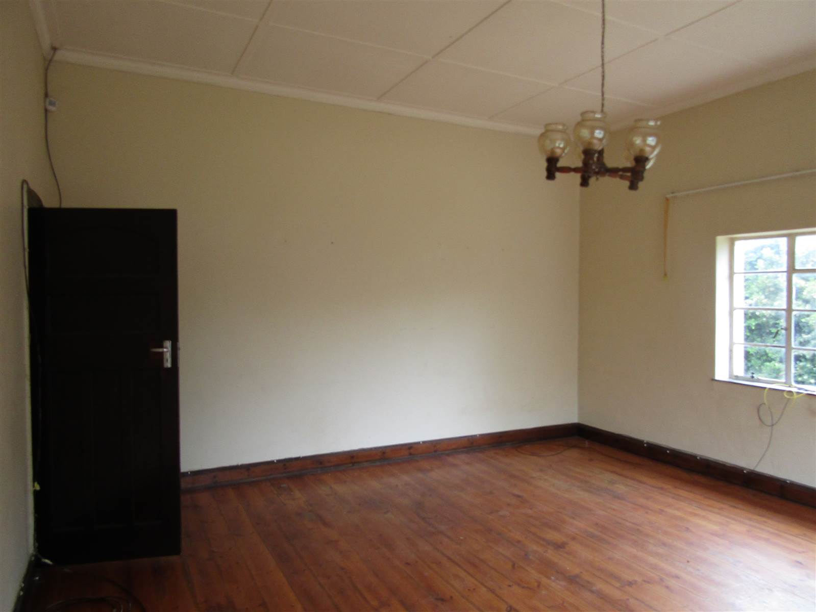 3 Bed House in Humansdorp photo number 3