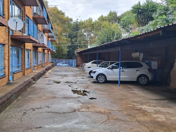 2 Bedroom Flat 2 Bedroom Flat