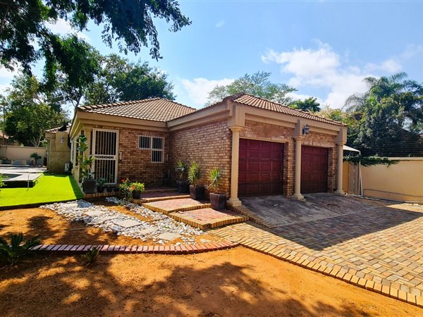 3 Bed House in Sterpark