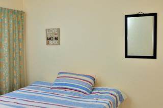 2 Bed Apartment in Helderkruin photo number 12