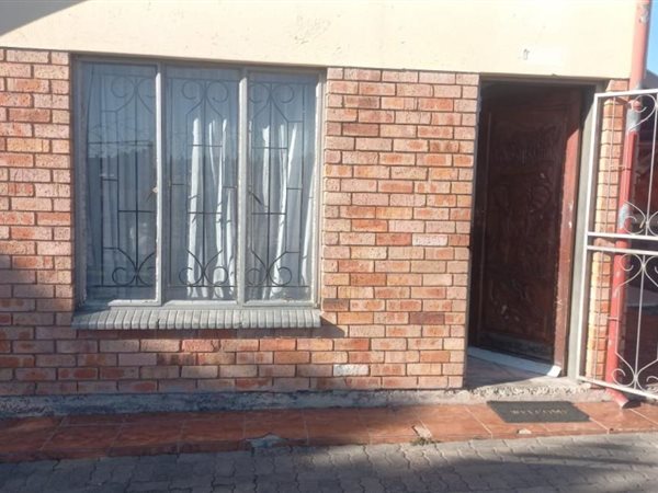 3 Bedroom House 3 Bedroom House