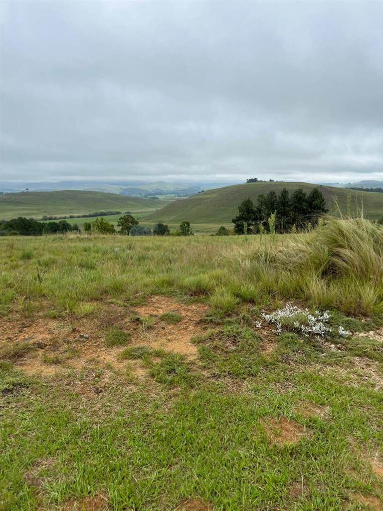 3060 m² Land available in Underberg photo number 9
