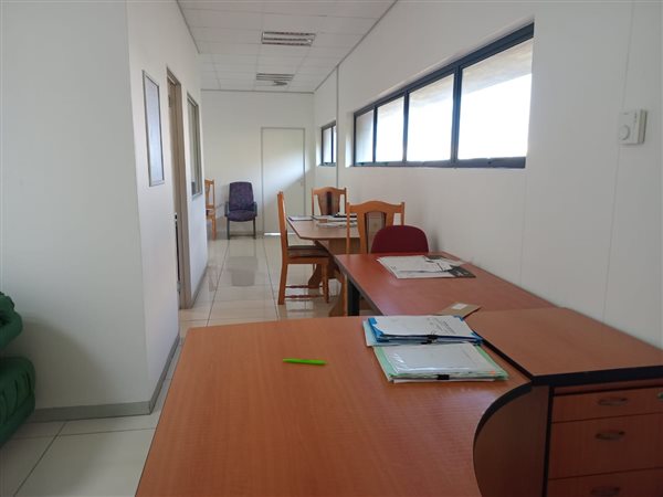 120  m² Office Space in Umhlanga Ridge