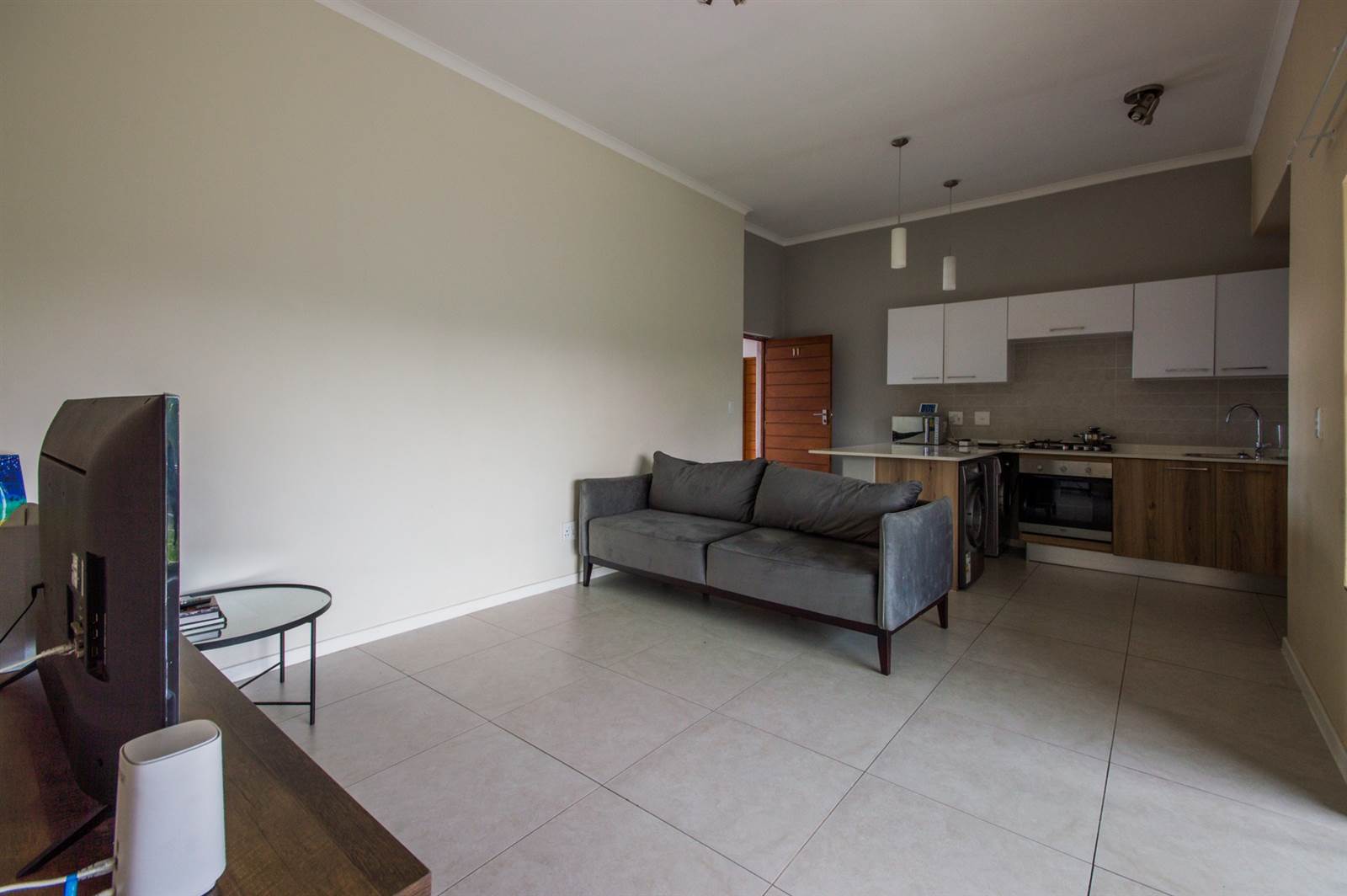 1 Bed Apartment in Edenvale photo number 6