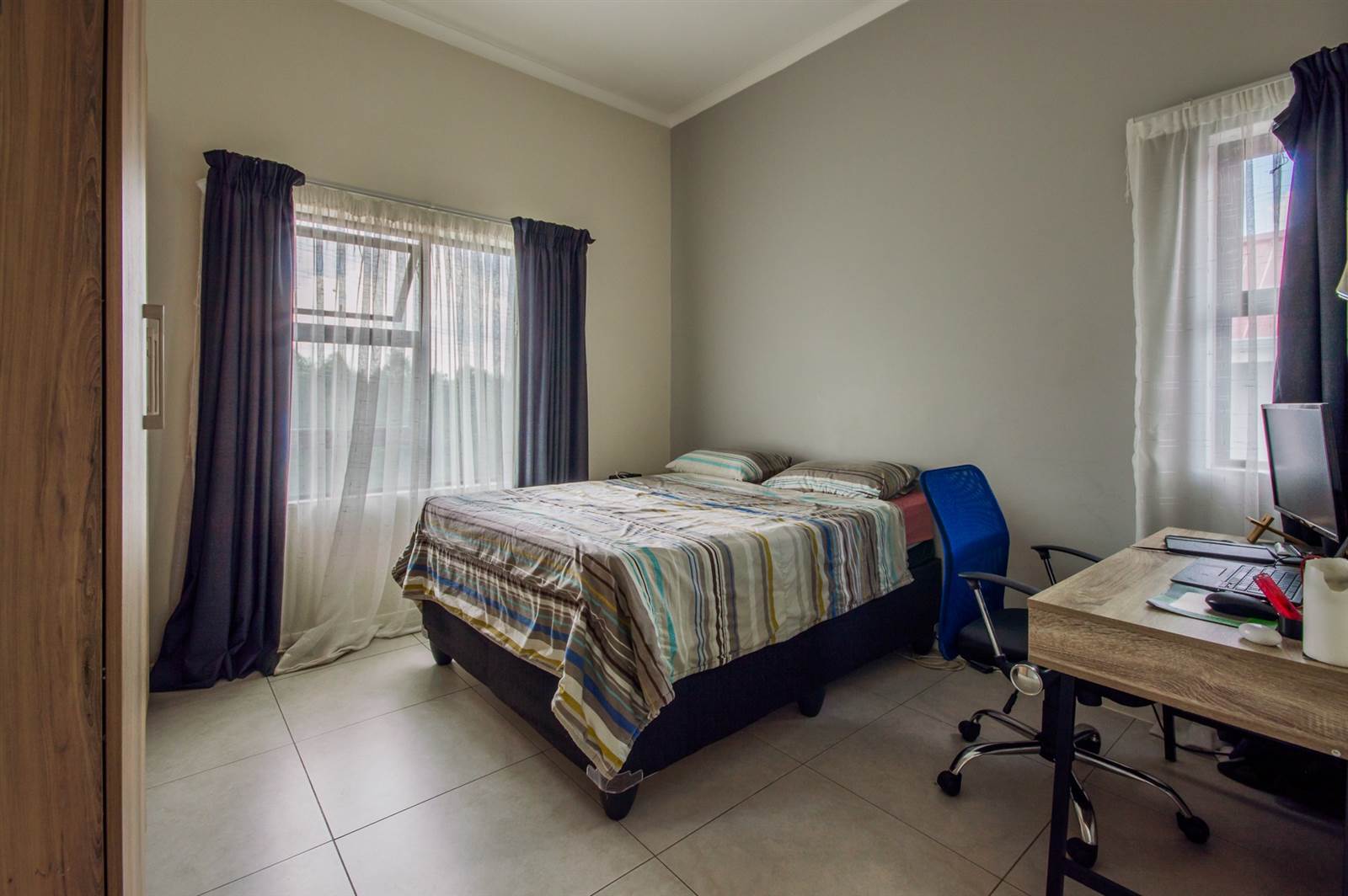 1 Bed Apartment in Edenvale photo number 8