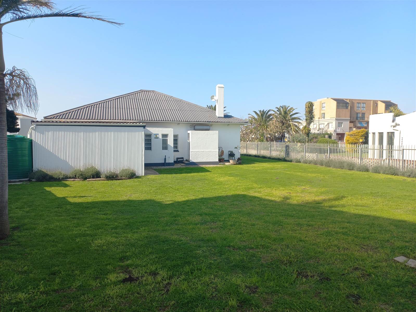 4 Bed House in Jeffreys Bay photo number 13