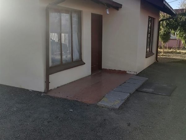 2 Bed House in Meriting Unit 1