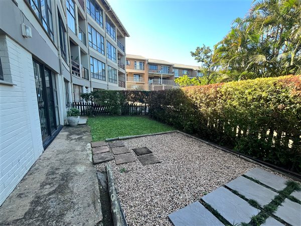 2 Bed Flat in Freeland Park