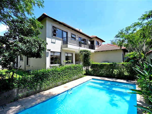 4 Bedroom Townhouse 4 Bedroom Townhouse