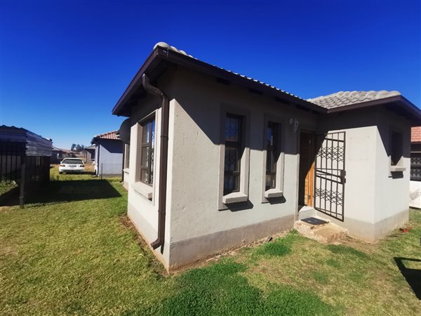 3 Bedroom House 3 Bedroom House
