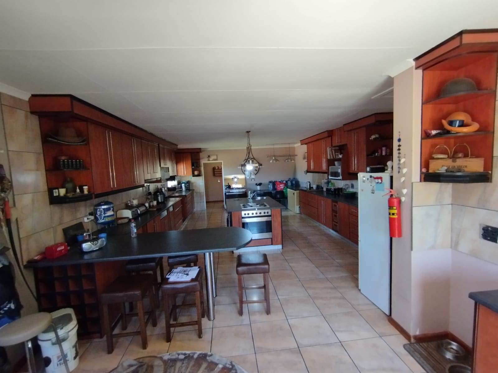 4 Bed House in Upington photo number 9