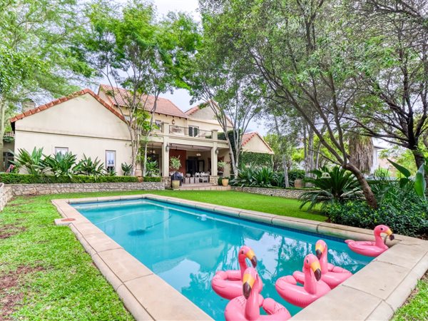 4 Bedroom House 4 Bedroom House